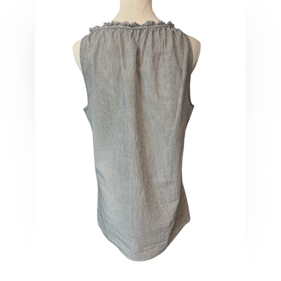 🔵 NWOT ANN TAYLOR LOFT Gray & White Striped Chambray Sleeveless Top | Size M - Picture 5 of 11